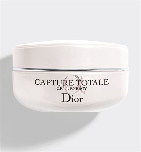 cremas dior para 60 años|Capture Totale Crema reafirmante y correctora de arrugas .